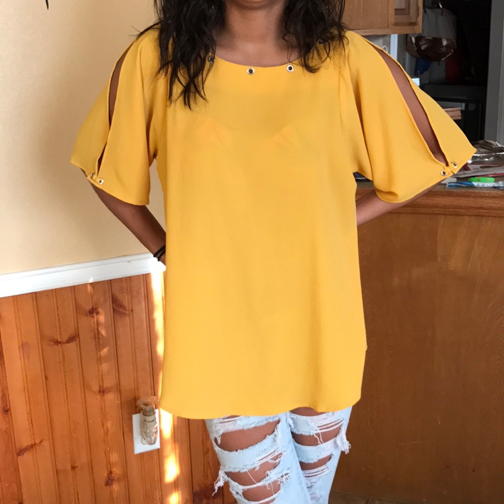 Flowy top
